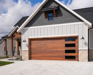 Puertas de Garaje Insuladas Wood and Modern steel Black